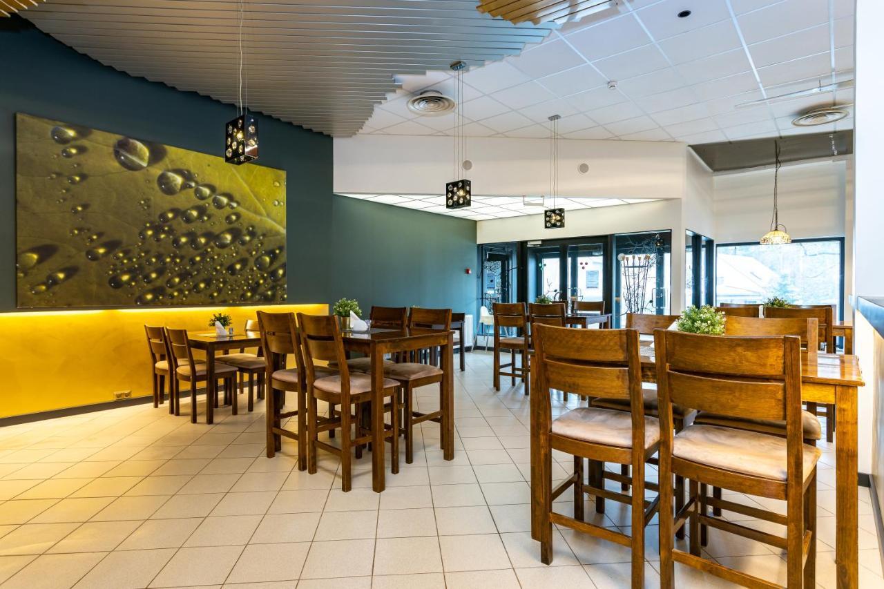 Hotel Dzingel Tallinn Ngoại thất bức ảnh